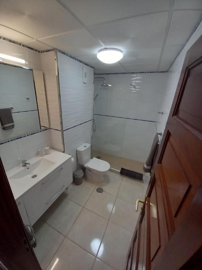 Victoria Court 2- Lovely Apartment 25 Arona  Extérieur photo